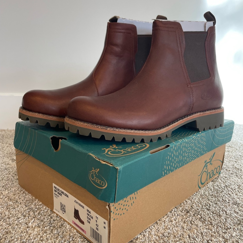 Chaco Women's Rich Brown Leather Chelsea Boots
